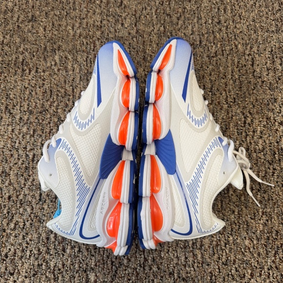 New Balance 200 - Picture 4 of 5